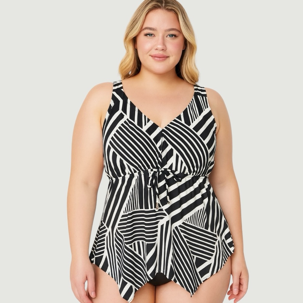 Catherines Black White Geometric Stripe Tankini Top V-Neck Swimwear Size 20W